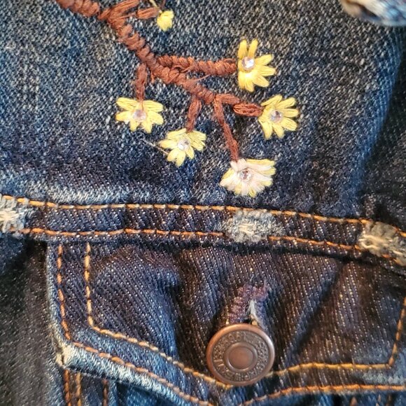 GAP JEAN JACKET EMBROIDERED AND CUSTOM DESIGNED WITH RHINESTONES SIZE M - Picture 9 of 16